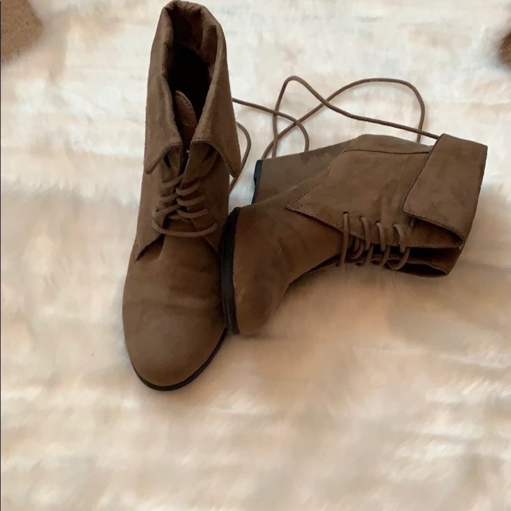 Suede wedged booties